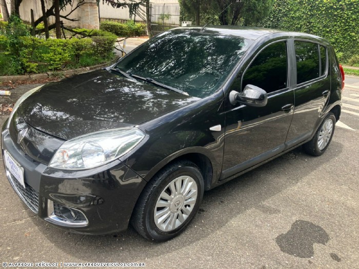 Renault SANDERO PRIVILEGE 1.6 2011/2012